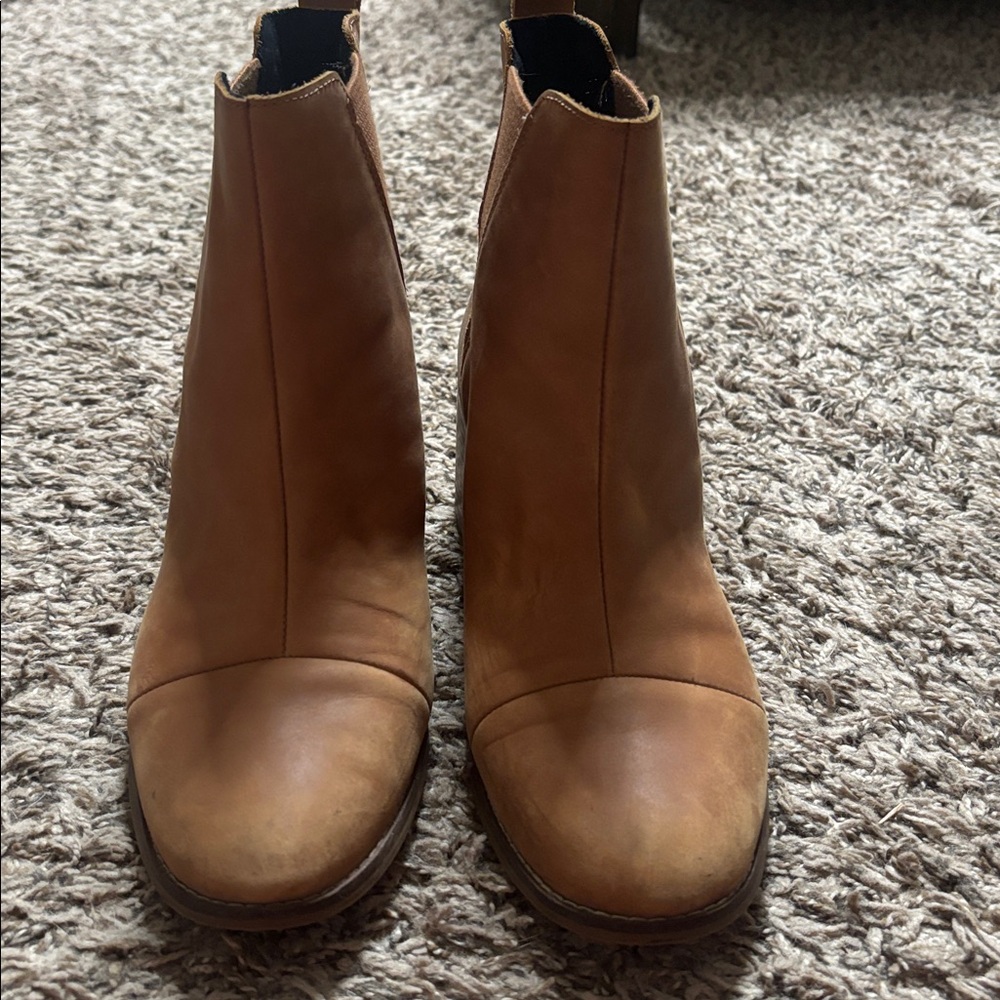 Toms Leather Chelsea Ankle Boots